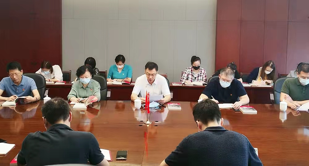 ? 學(xué)習(xí)《習(xí)近平在福建》..jpg ? 學(xué)習(xí)《習(xí)近平在福建》..jpg